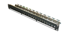 19" modulární stíněný patch panel XtendLan 24port, černý