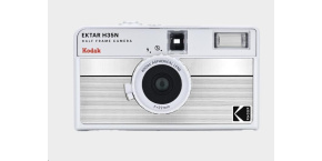 Kodak EKTAR H35N Camera Striped Silver