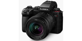 Panasonic Lumix S5 II LUMIX S 20-60 mm F/3,5-5,6