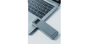 VERBATIM externí SSD 1TB, Executive Fingerprint Secure SSD, USB 3.2 Gen 1/USB-C, (W:356 MB/s, R:344 MB/s), šedá