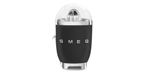 Smeg CJF01BLMEU citrusovač, 70 W, 50's Style, výlevka proti kapání, černý