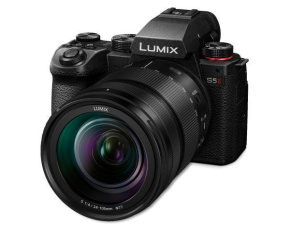 Panasonic Lumix S5 II + 24-105 mm F/4